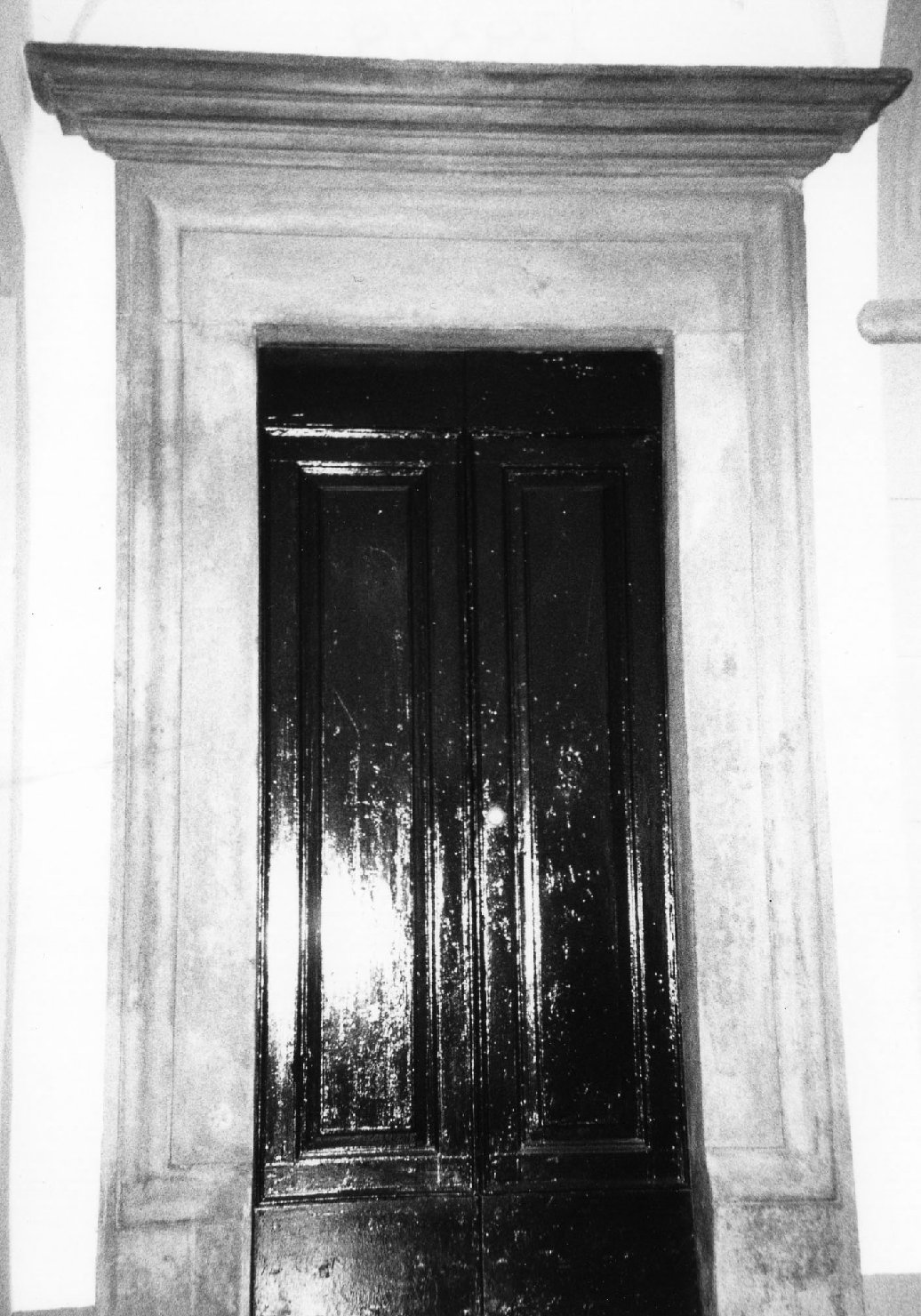 portale - bottega aretina (fine/inizio secc. XVI/ XVII)