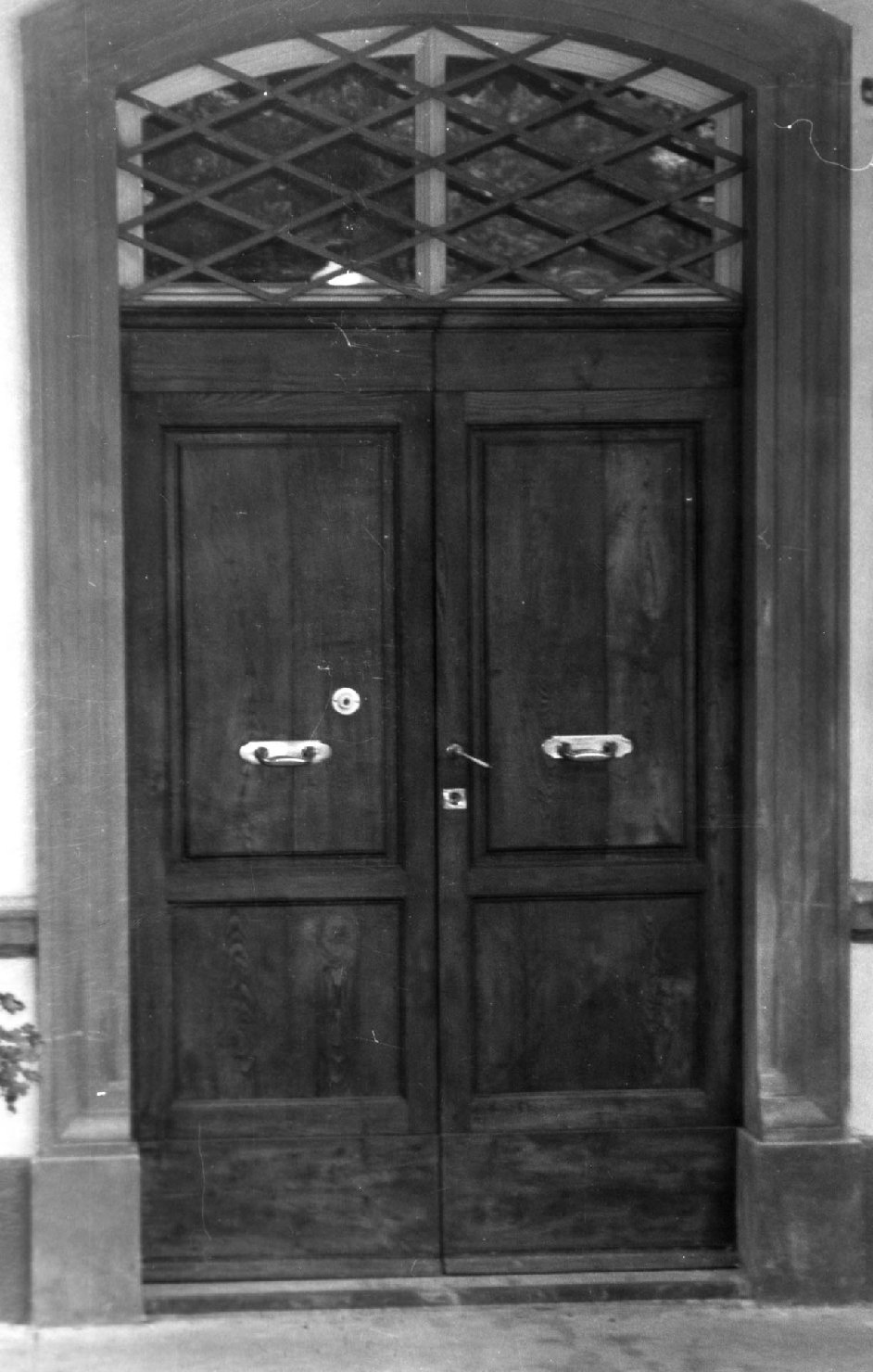 porta - a due battenti, serie - bottega aretina (fine sec. XIX)