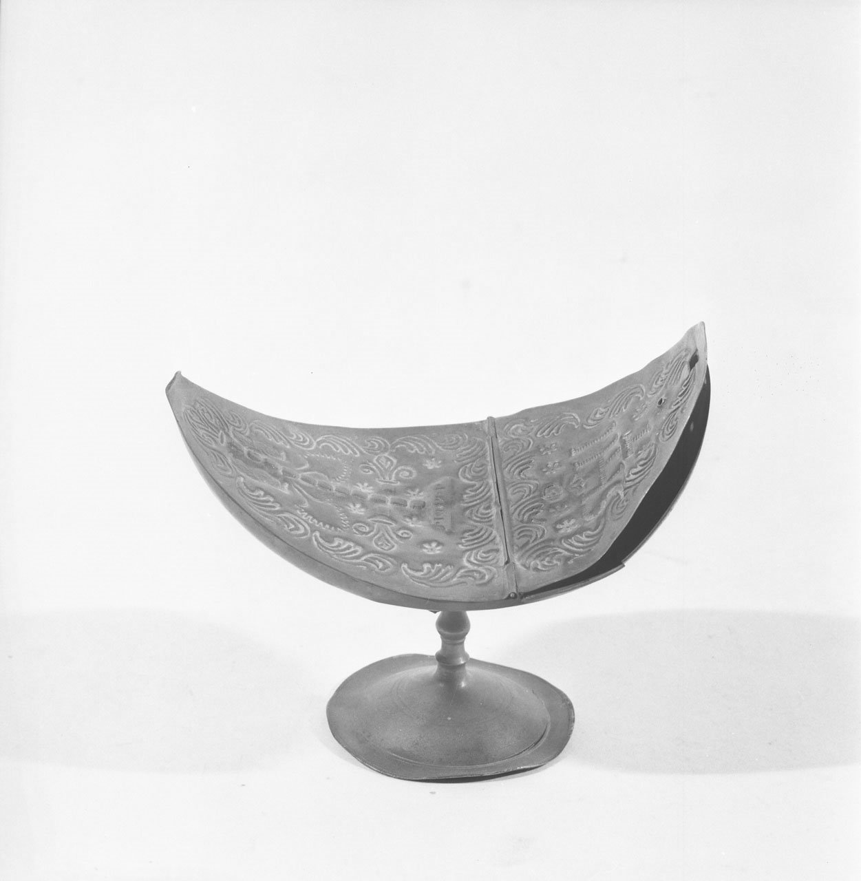 navicella portaincenso - bottega toscana (sec. XVII)