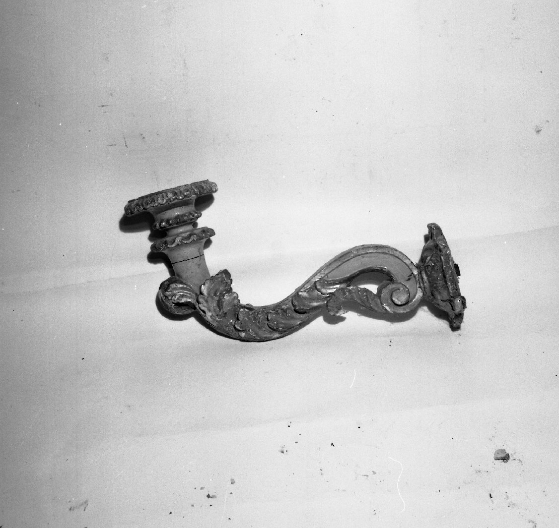 candeliere da parete di chiesa, serie - bottega toscana (fine/inizio secc. XVIII/ XIX)