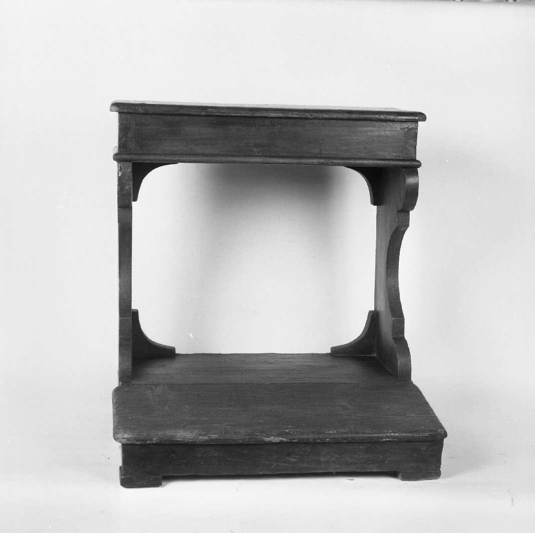 inginocchiatoio - bottega toscana (fine sec. XIX)