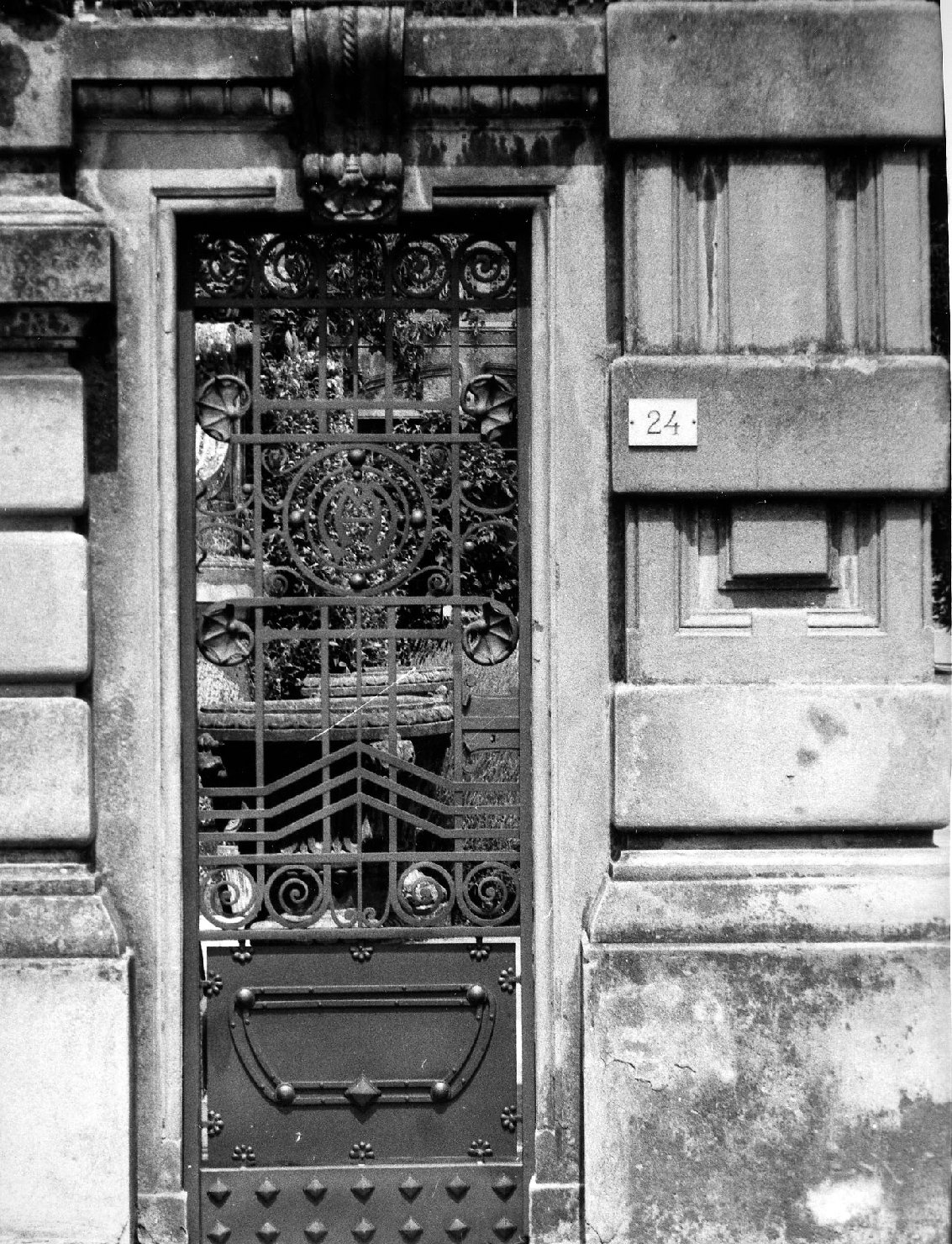 cancello, serie di Bruni Giulio (prima metà sec. XX)