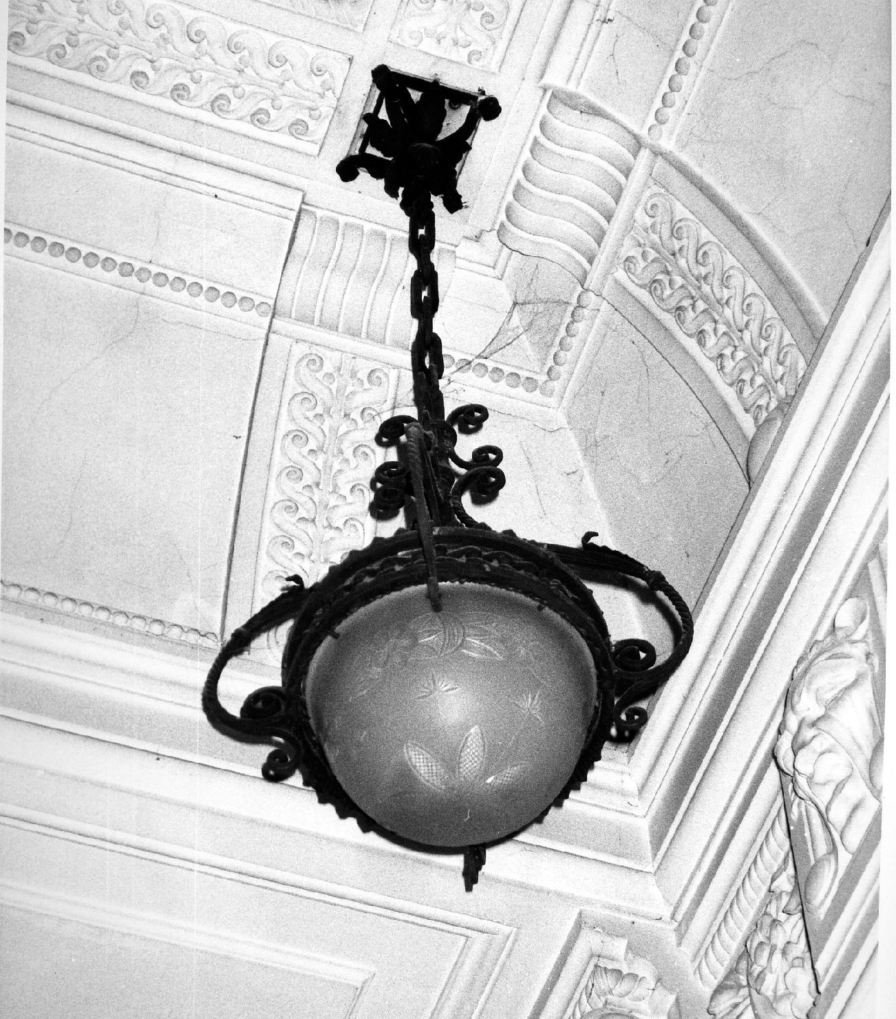 lume, serie di Bruni Giulio (prima metà sec. XX)