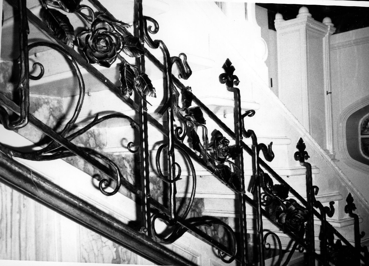 ringhiera, elemento d'insieme di Bruni Giulio (prima metà sec. XX)