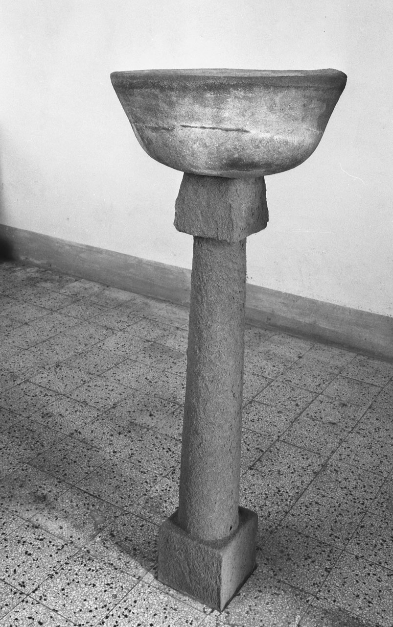 acquasantiera - bottega toscana (sec. XVII)