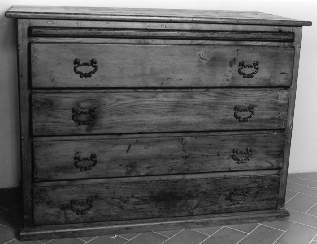 cassettone - bottega toscana (seconda metà sec. XIX)