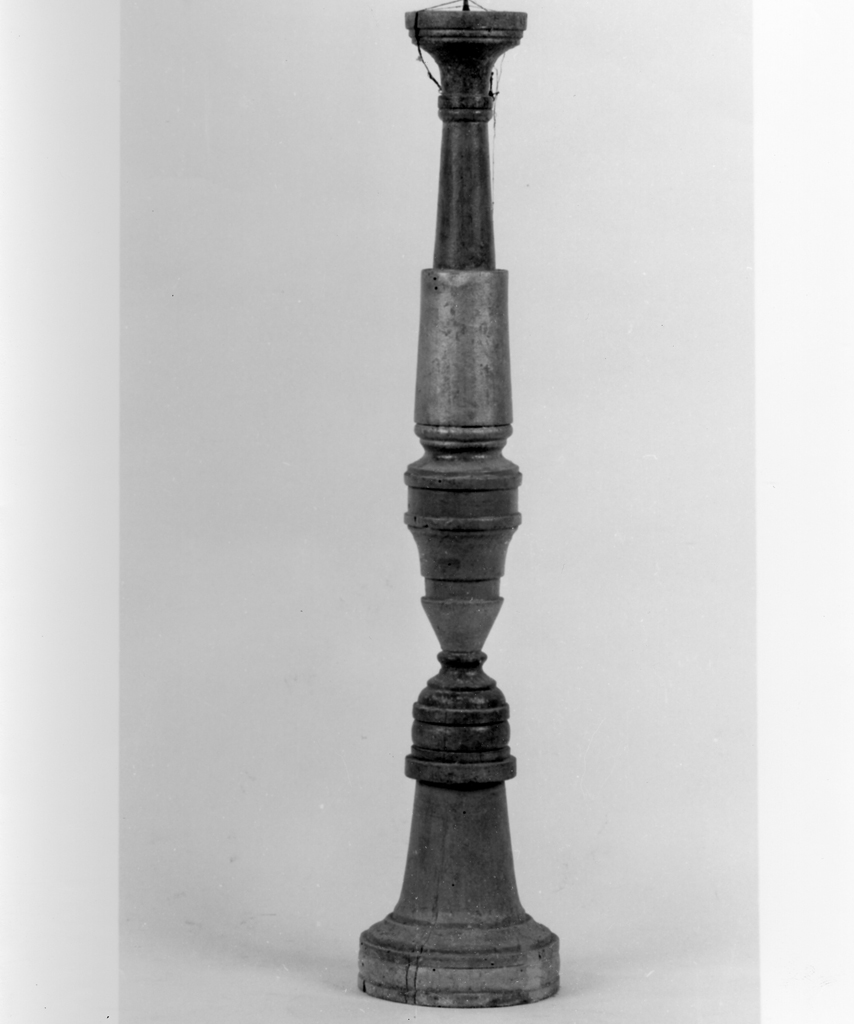 candeliere d'altare, serie - bottega toscana (fine sec. XIX)