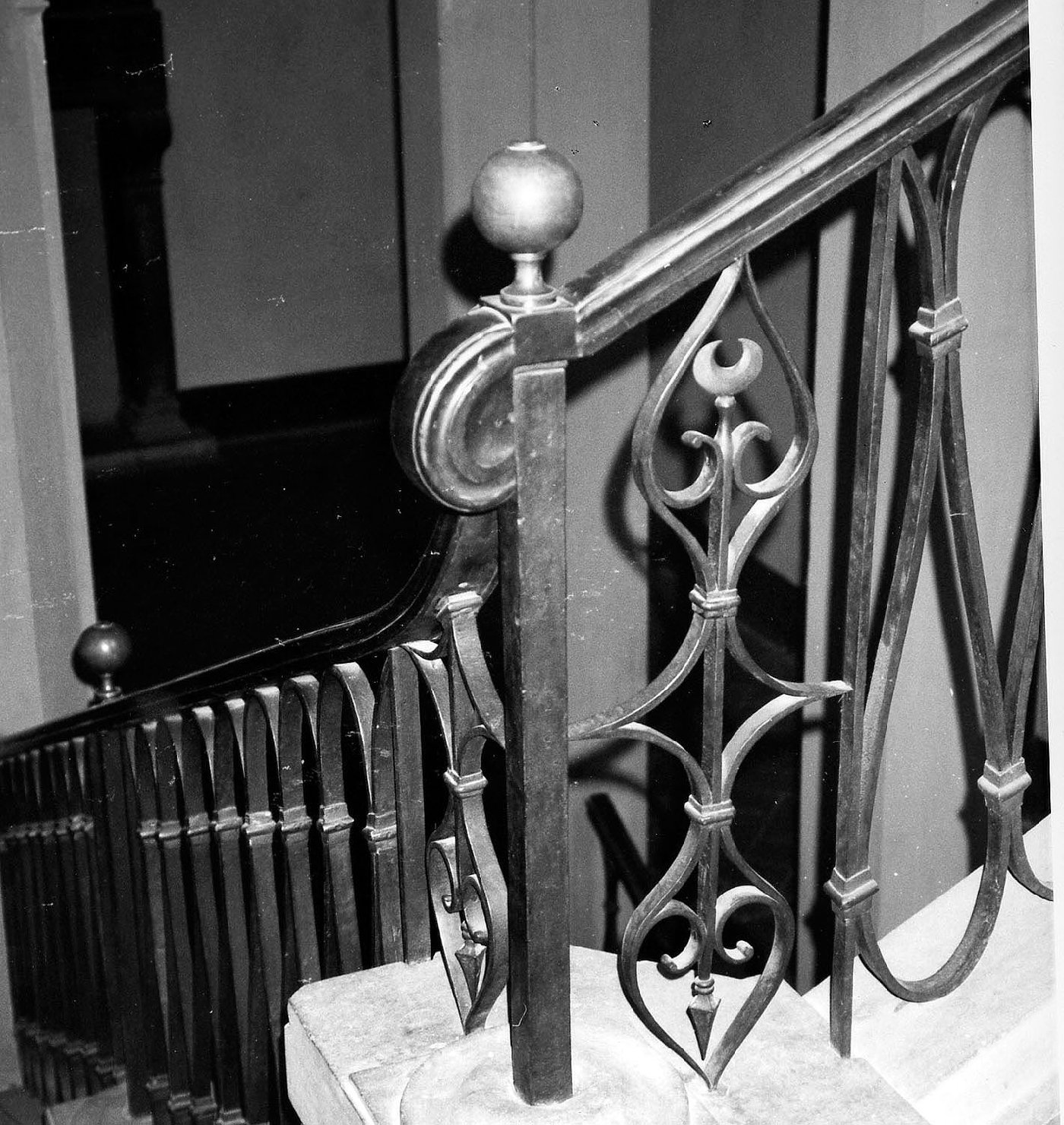 ringhiera - bottega toscana (fine/inizio secc. XIX/ XX)