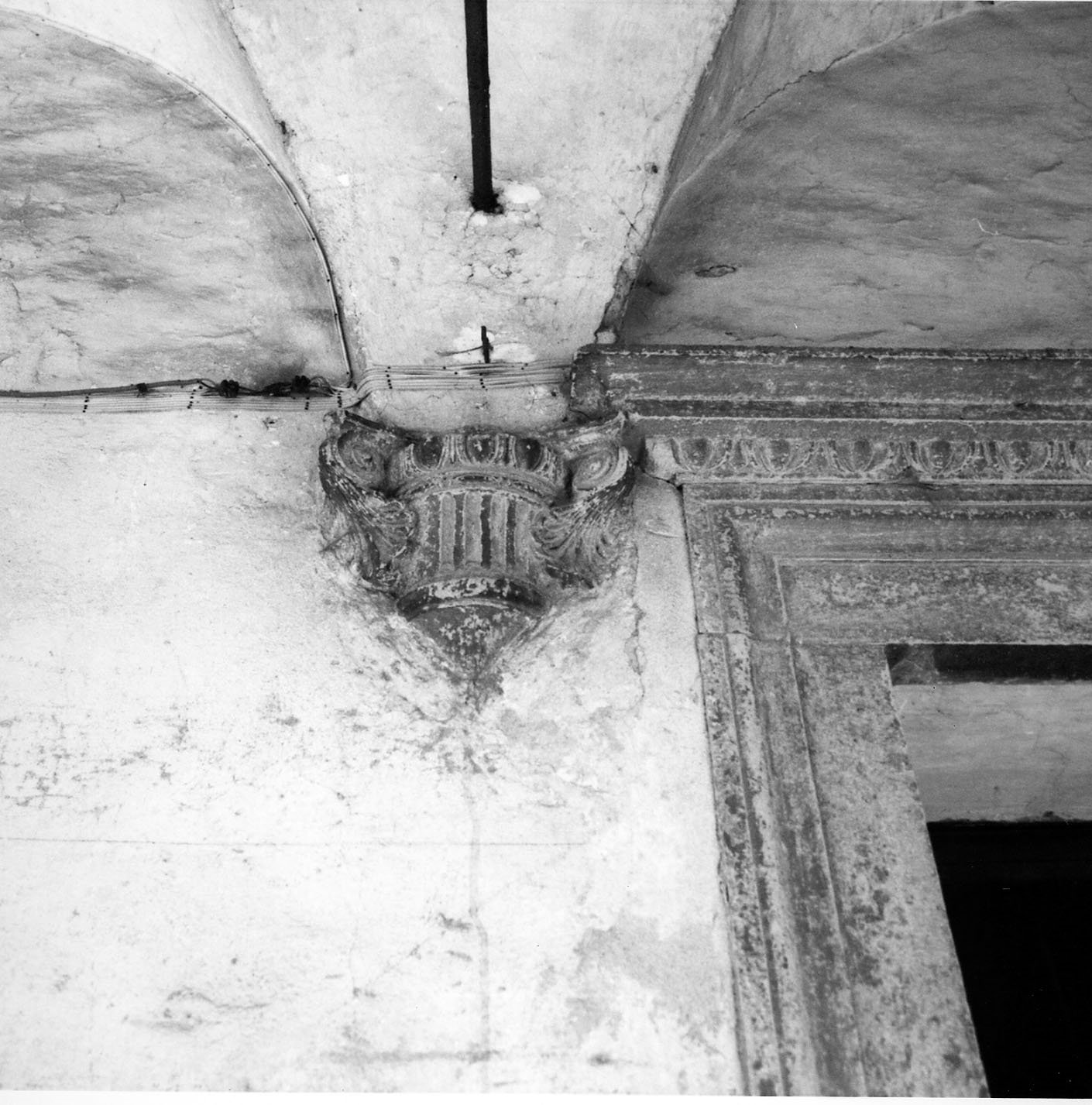 capitello composito, serie - bottega toscana (sec. XVI)