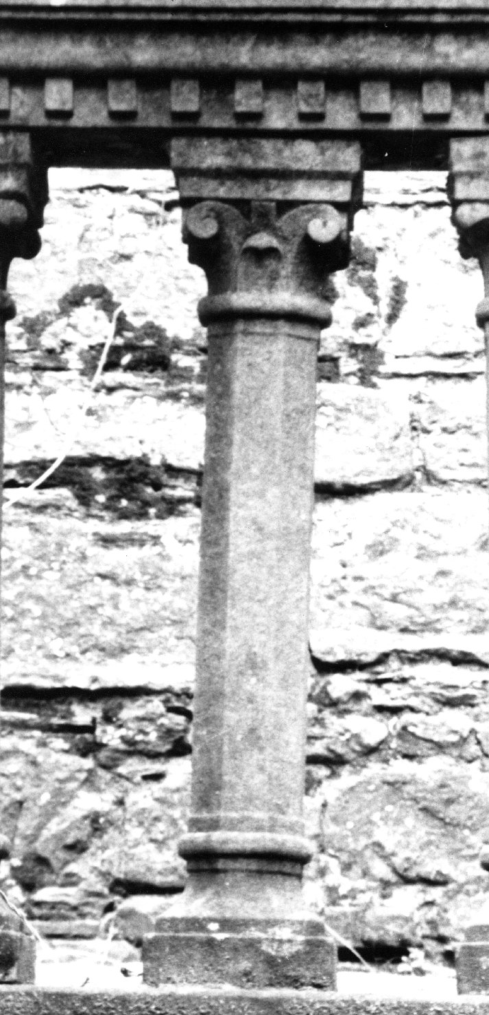 balaustro - bottega aretina (secondo quarto sec. XX)