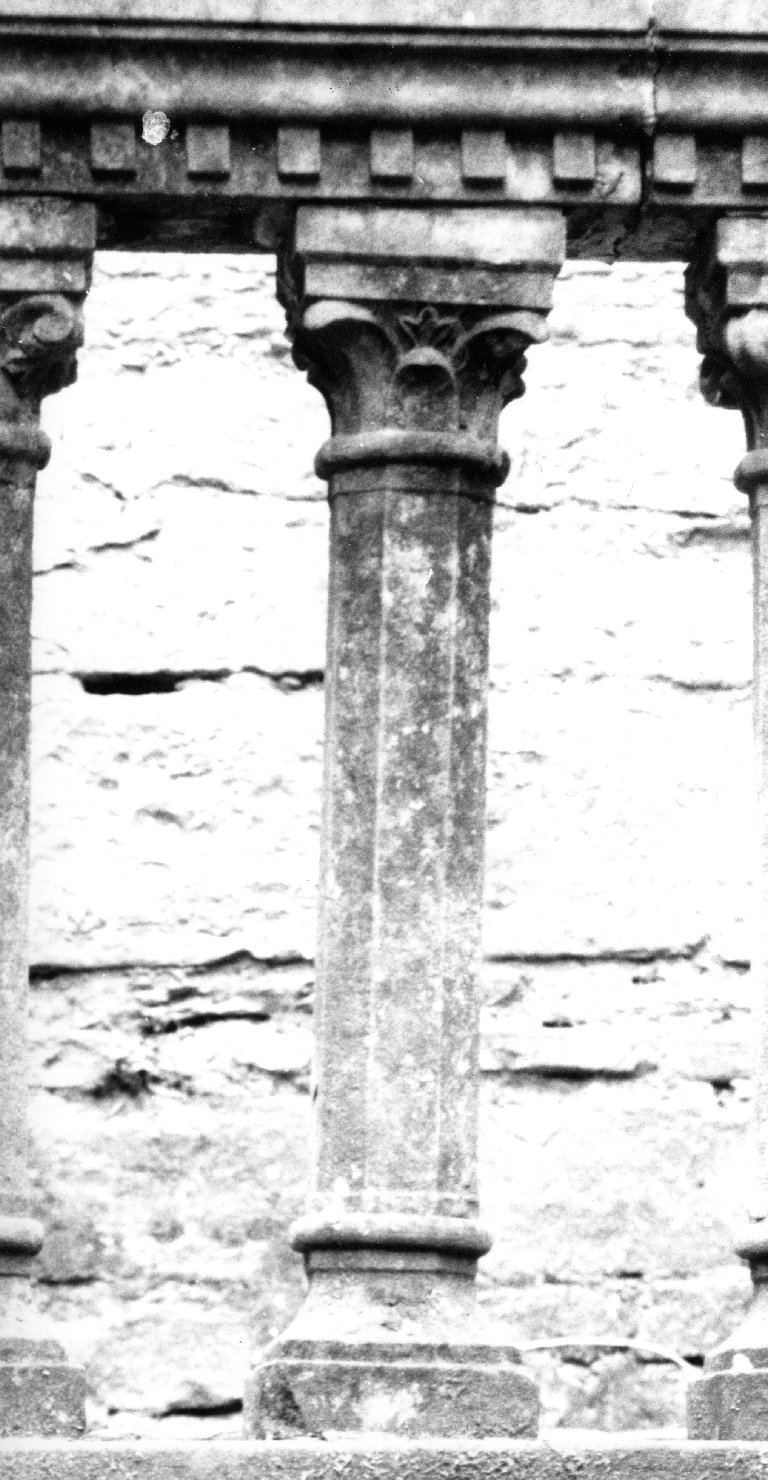 balaustro, serie - bottega aretina (secondo quarto sec. XX)