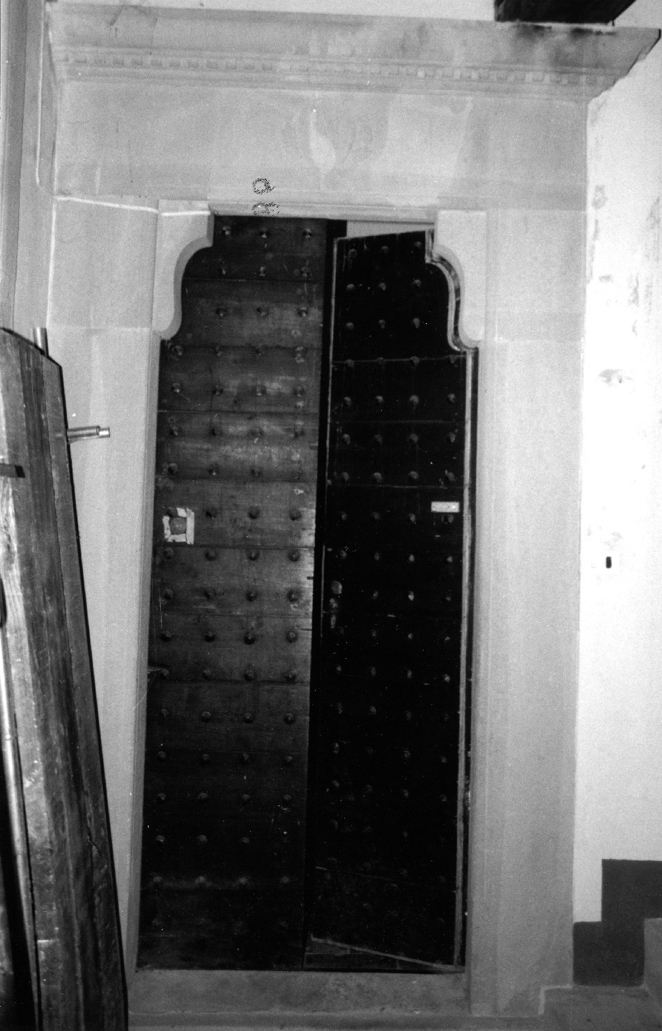 porta, opera isolata - bottega aretina (sec. XX)