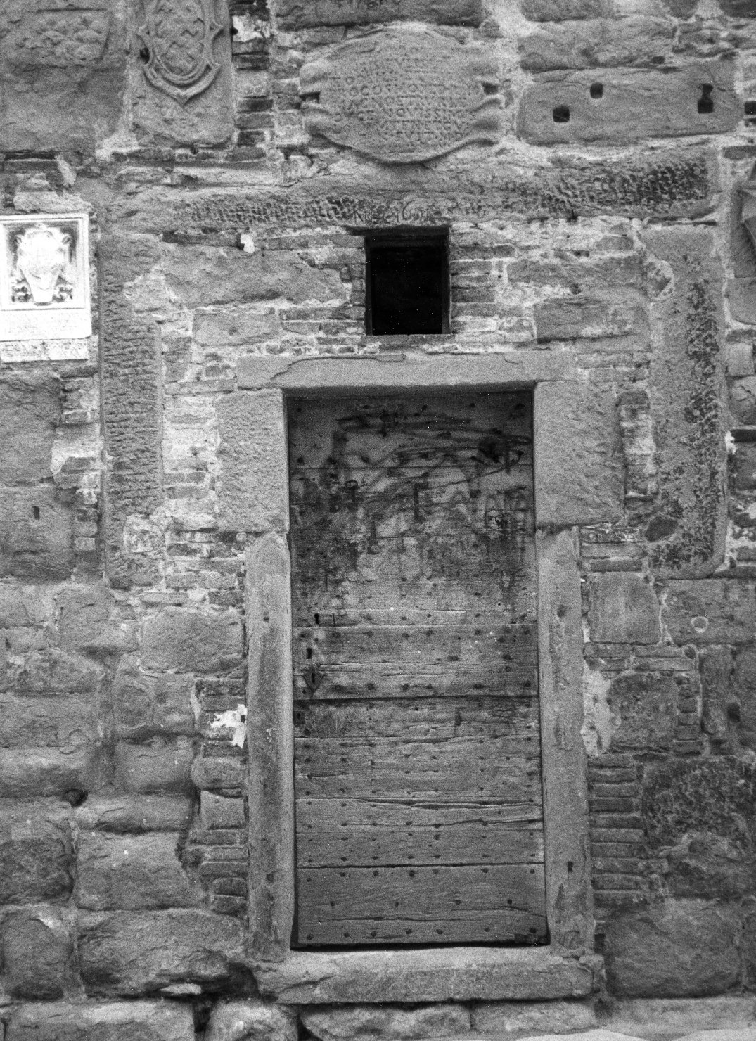 portale, opera isolata - bottega toscana (sec. XVIII)