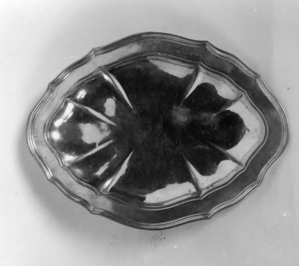 vassoio - bottega toscana (sec. XVIII)