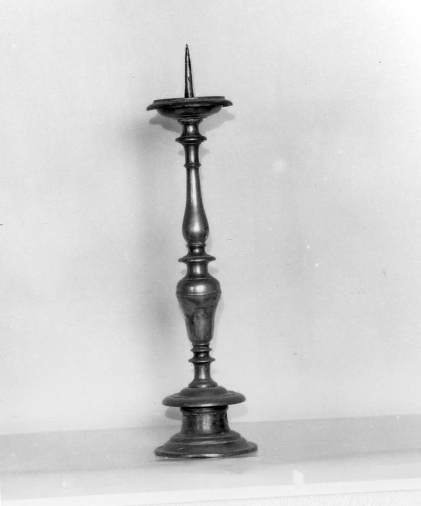 candeliere, serie - bottega toscana (fine sec. XVII)