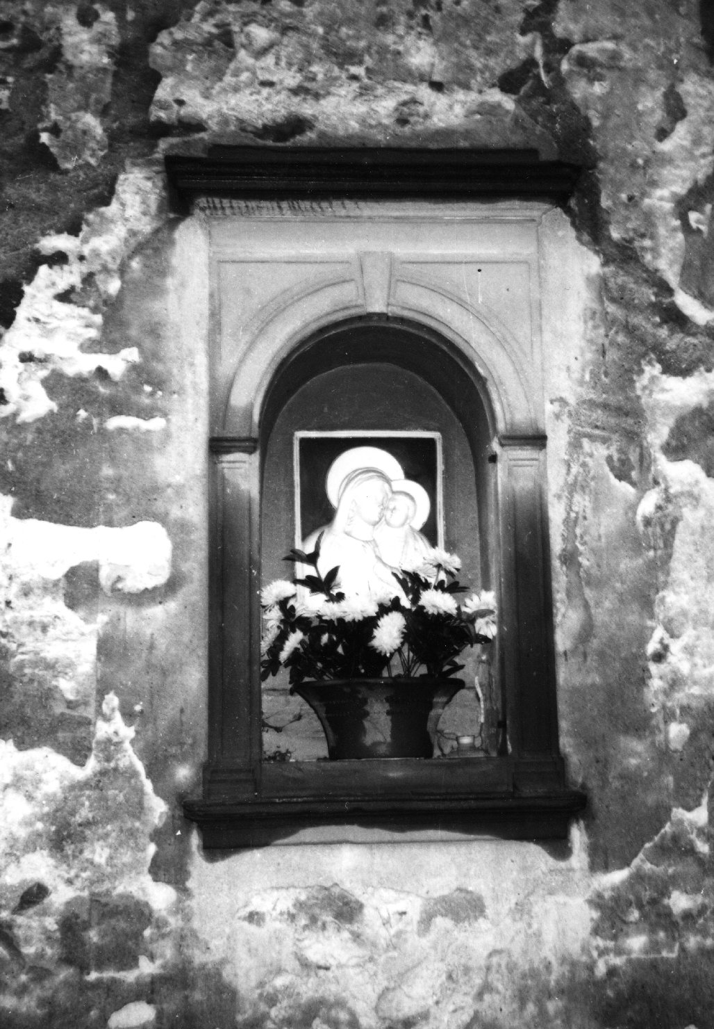 portale architravato - bottega toscana (sec. XVI)