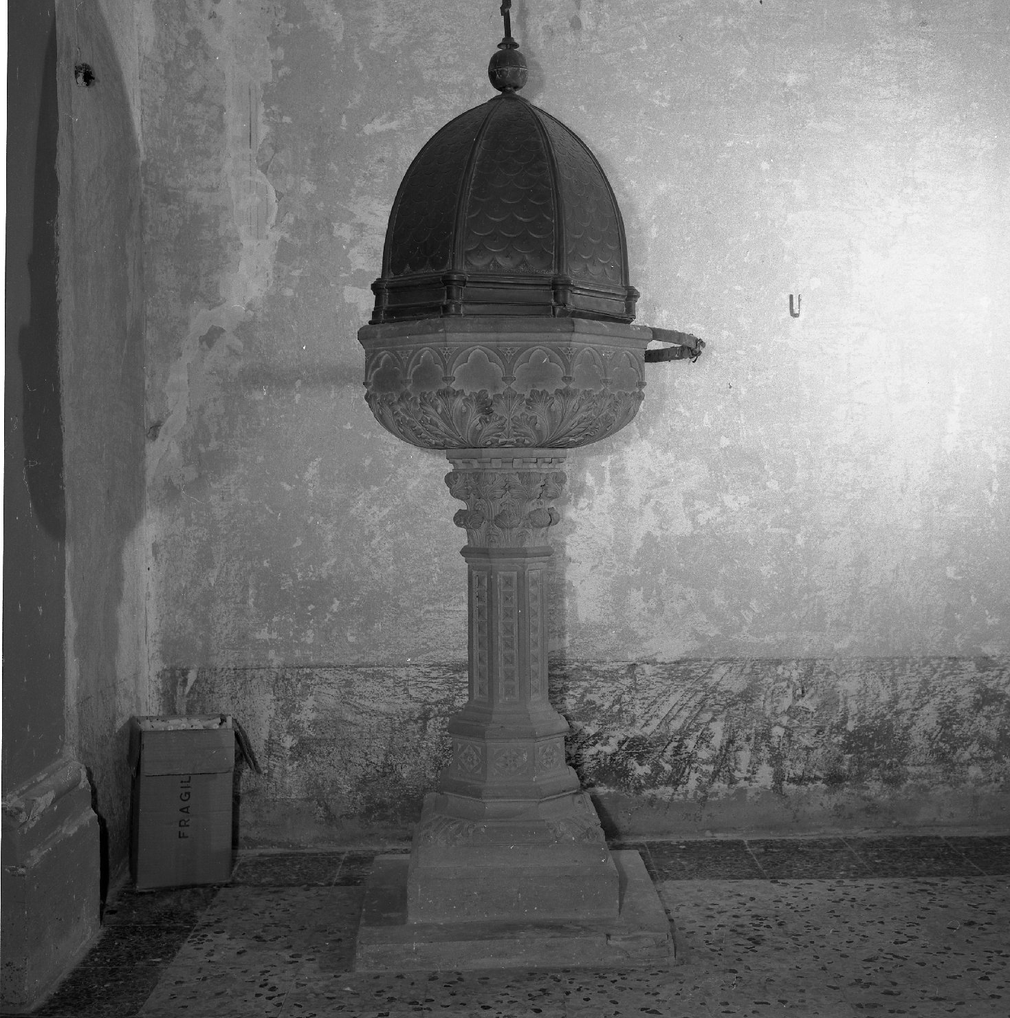 fonte battesimale - bottega aretina (fine/inizio secc. XV/ XVI)