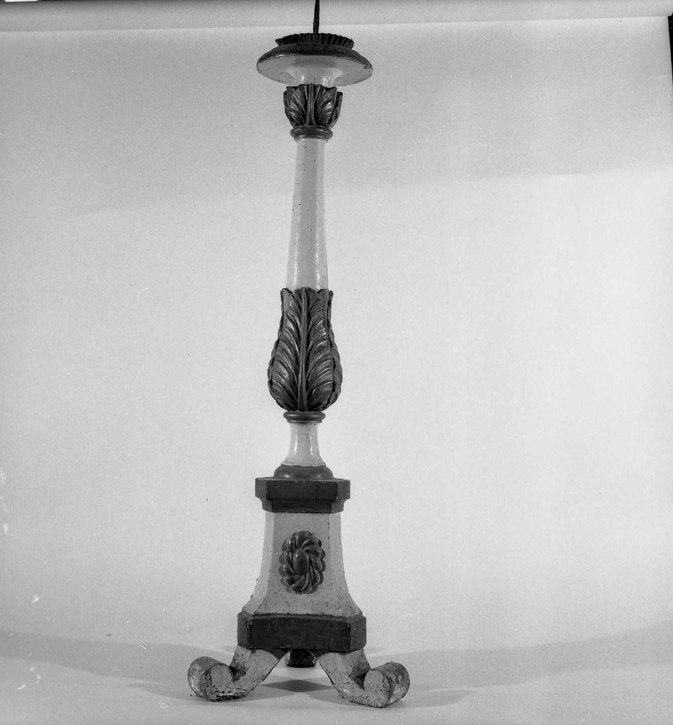 candeliere d'altare, serie - bottega toscana (inizio sec. XIX)