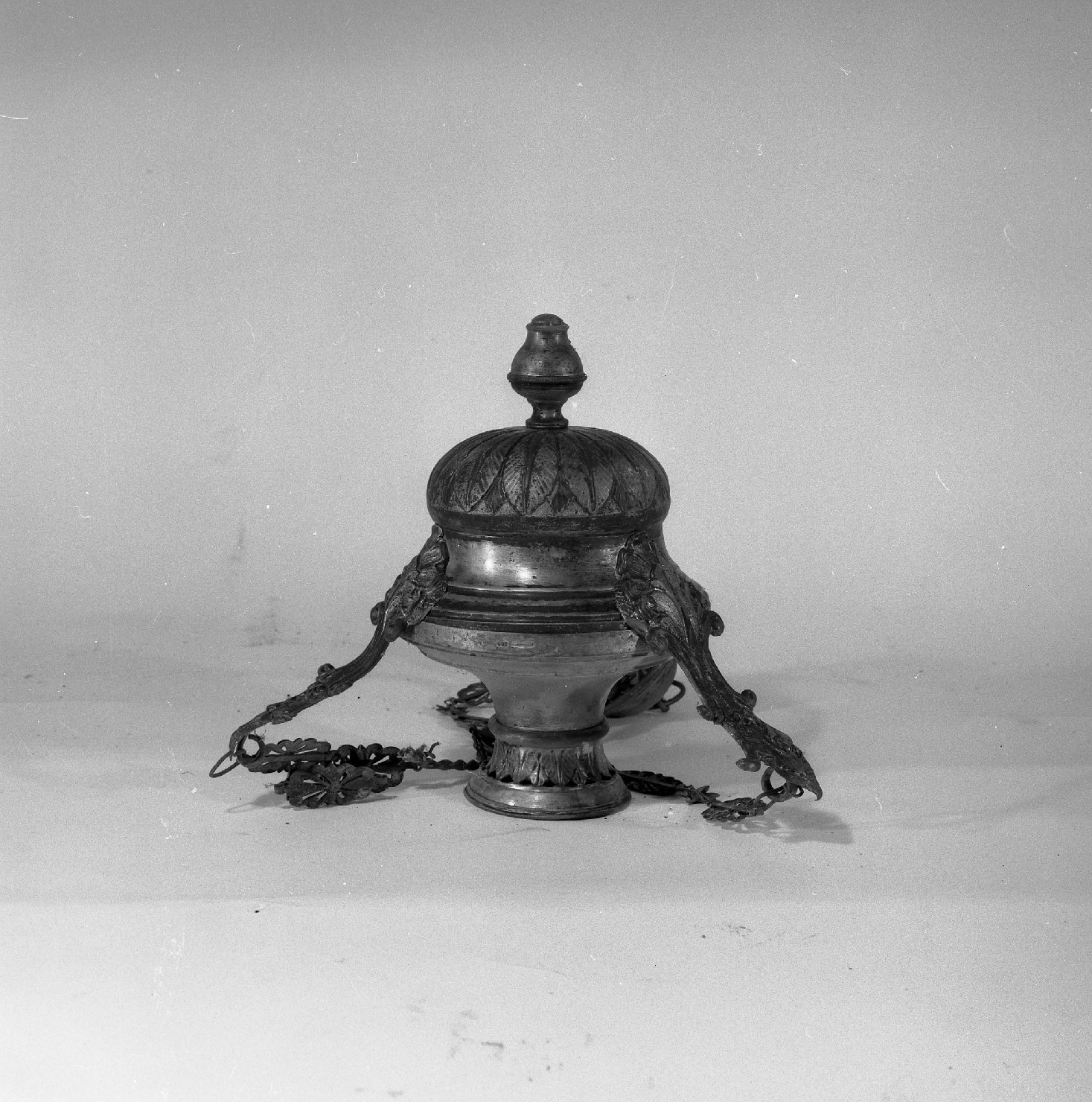 lampada - a muro - bottega toscana (inizio sec. XIX)