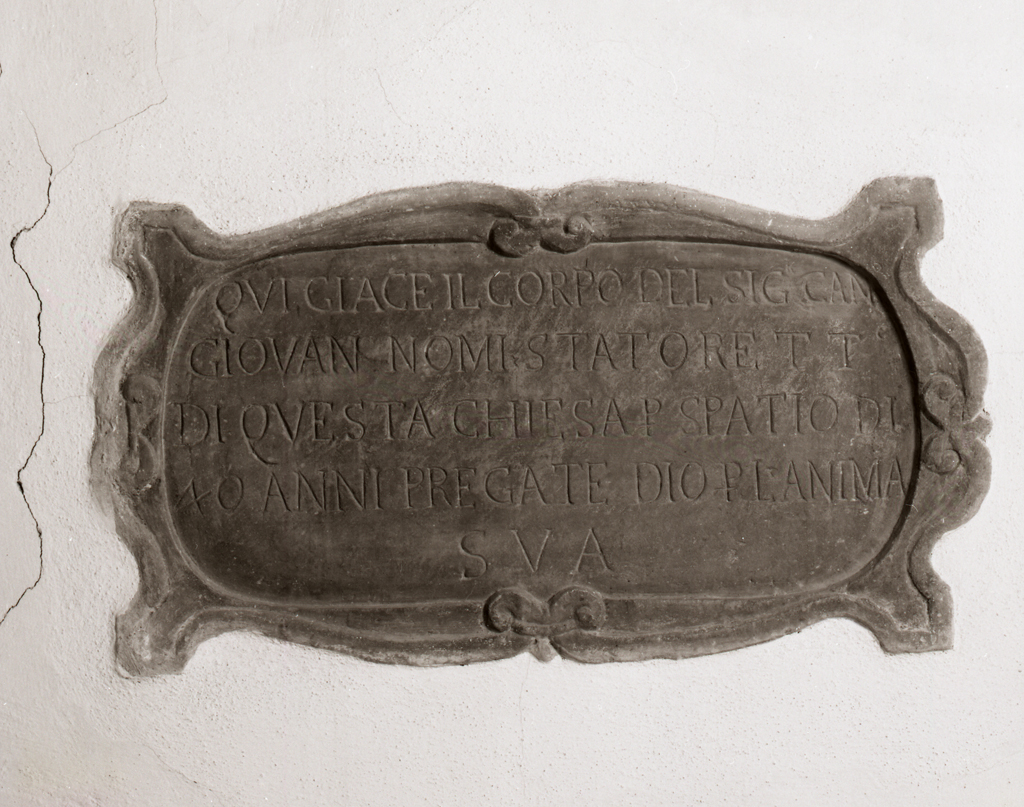 lapide tombale - produzione toscana (sec. XVII)