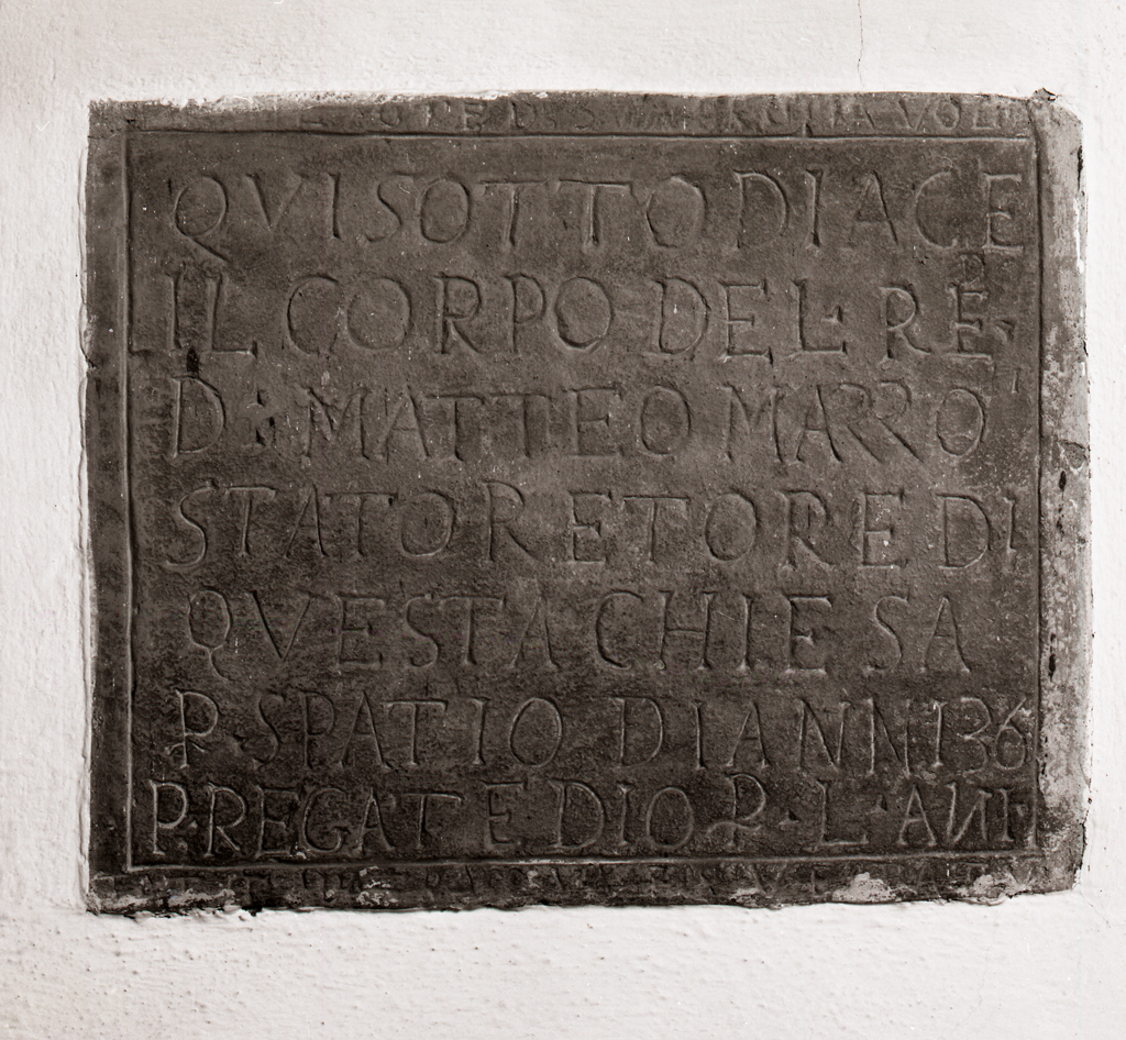 lapide tombale - produzione toscana (sec. XVIII)