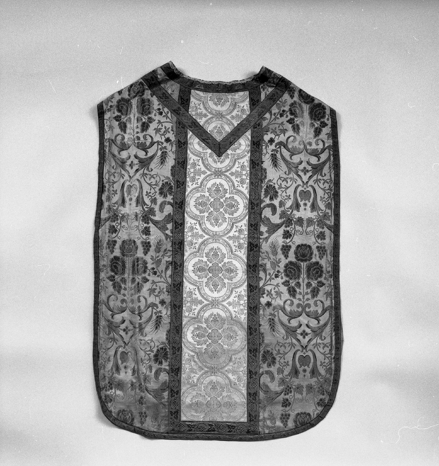 paramento liturgico - manifattura italiana (metà sec. XIX)