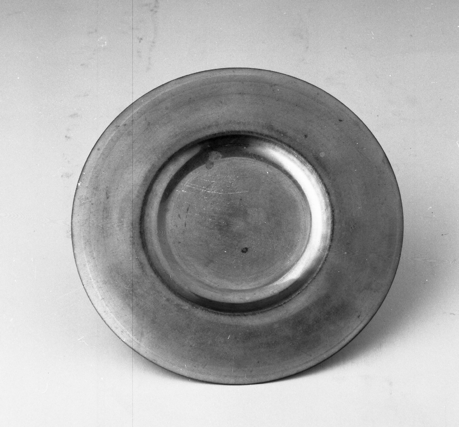 patena, elemento d'insieme - produzione toscana (prima metà sec. XIX)