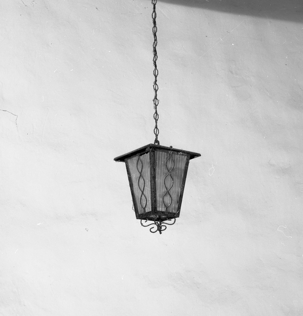 lampadario, serie - produzione toscana (prima metà sec. XX)