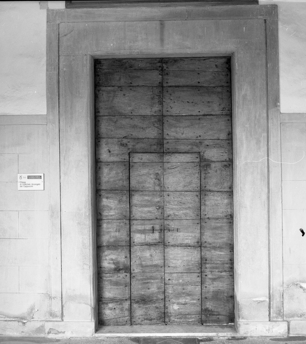 porta - a due battenti - produzione toscana (prima metà sec. XVII)