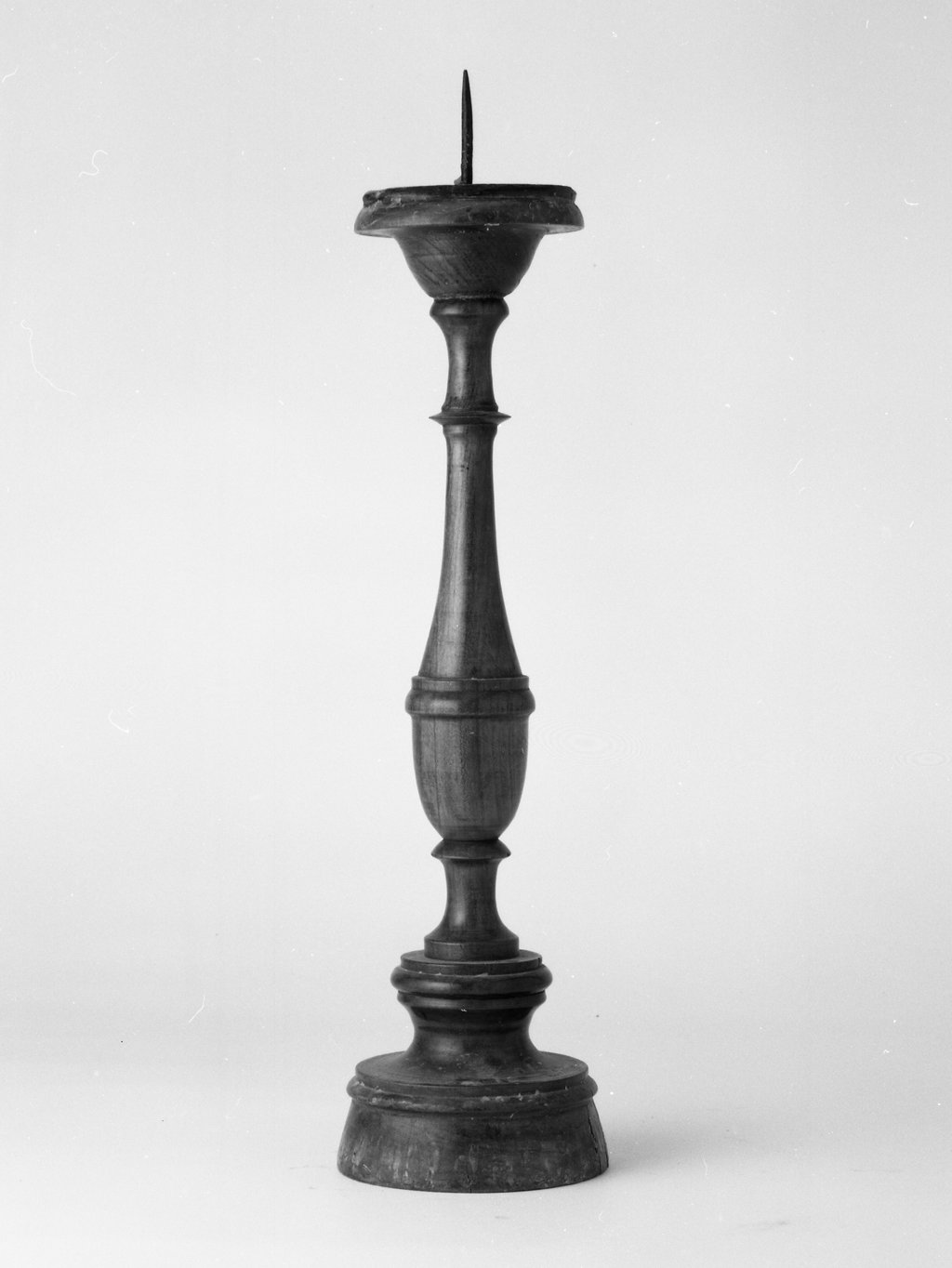 candeliere d'altare, serie - produzione toscana (seconda metà sec. XIX)