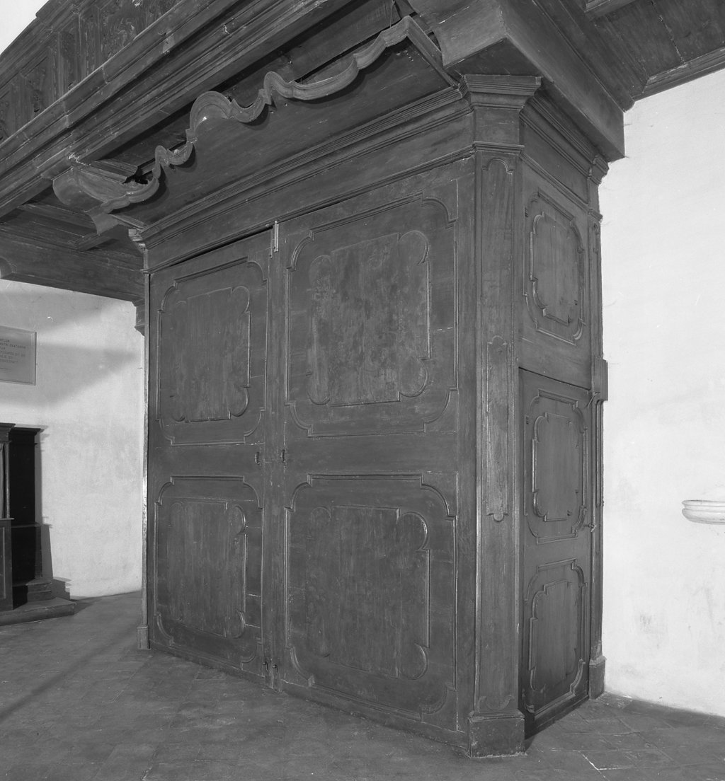 bussola d'ingresso - bottega aretina (prima metà sec. XVIII)