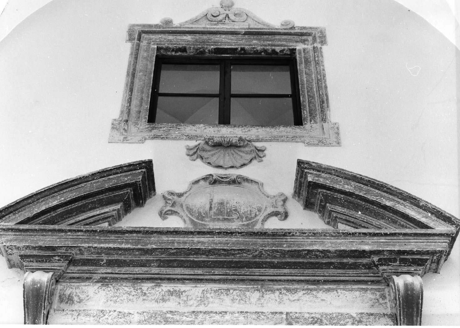 frontone - bottega toscana (inizio sec. XVII)