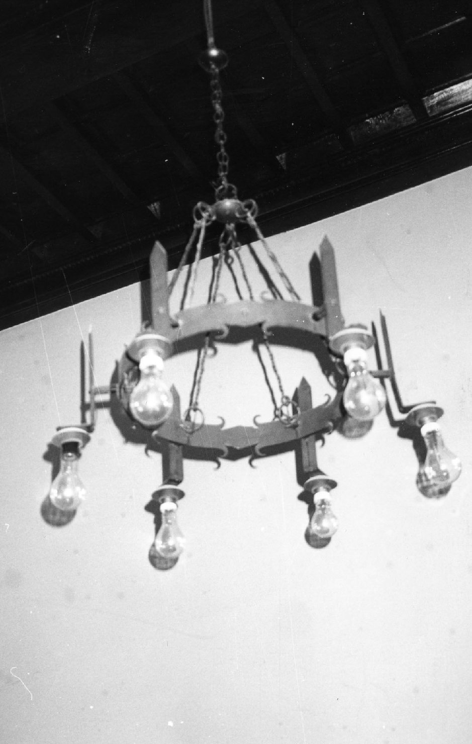 lampadario - a bracci - bottega toscana (sec. XX)