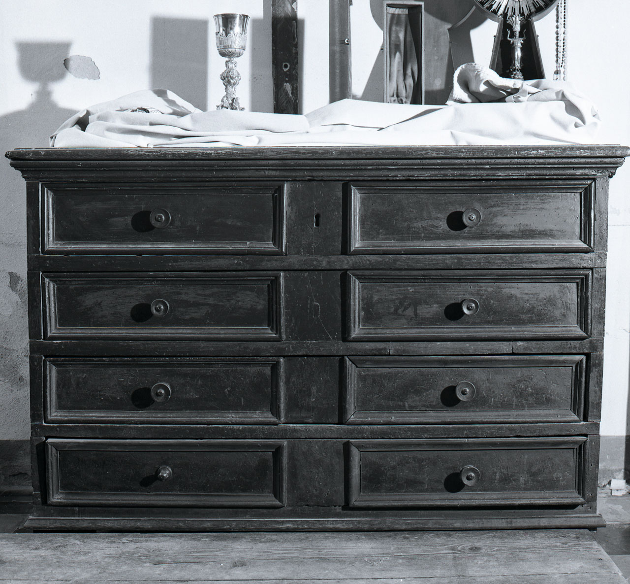 mobile da sacrestia - manifattura toscana (fine sec. XVIII)