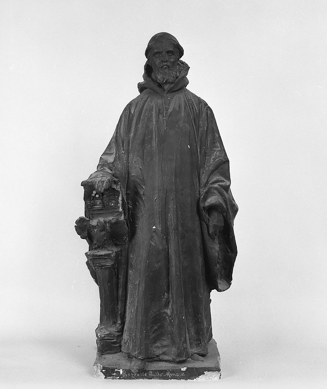 Guido Monaco (scultura, opera isolata) di Salvini Salvino (attribuito) (sec. XIX)