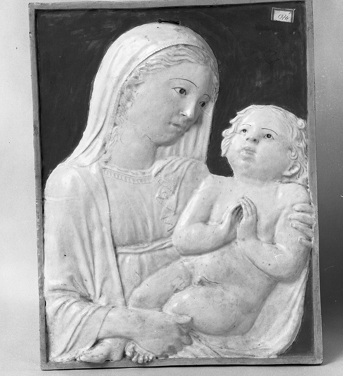 Madonna con Bambino (rilievo, opera isolata) - ambito toscano (fine sec. XV)