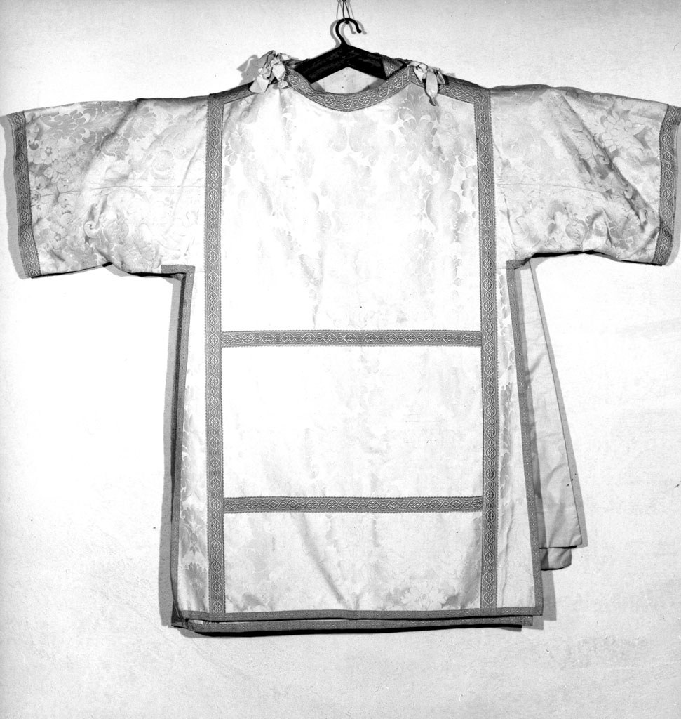 tunicella, insieme - manifattura toscana (sec. XX)