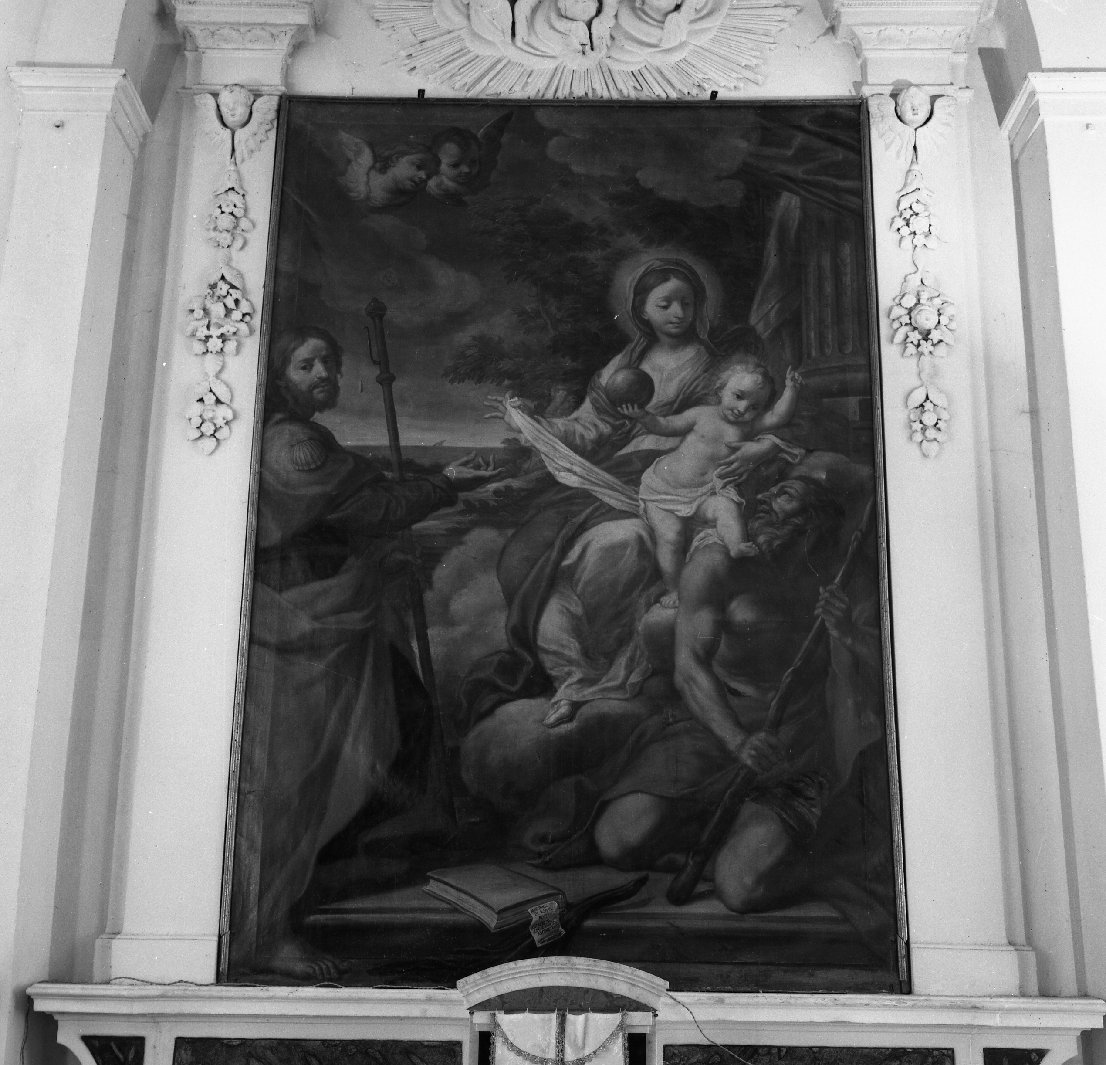 Madonna con Bambino con San Giacomo apostolo e San Cristoforo (dipinto) di Marini Pasquale Andrea detto Pasqualino da Recanati (sec. XVIII)