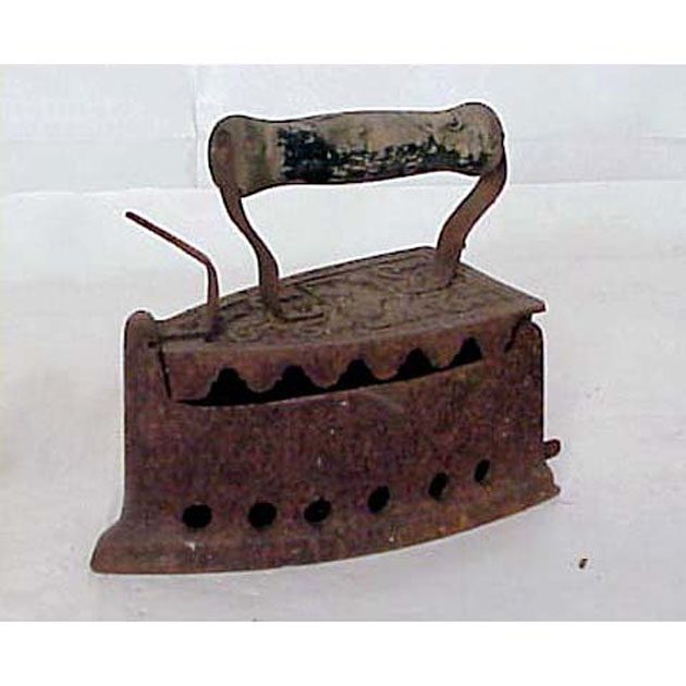 ferro da stiro - bottega italiana (secc. XIX/ XX)