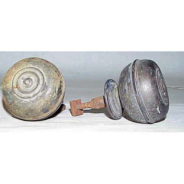 pomo, elemento d'insieme - bottega italiana (secc. XIX/ XX)