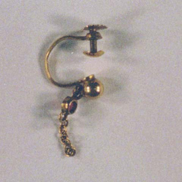 orecchino - bottega italiana (sec. XX)