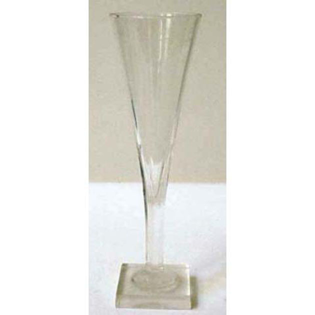 bicchiere - produzione europea (secc. XVIII/ XIX)