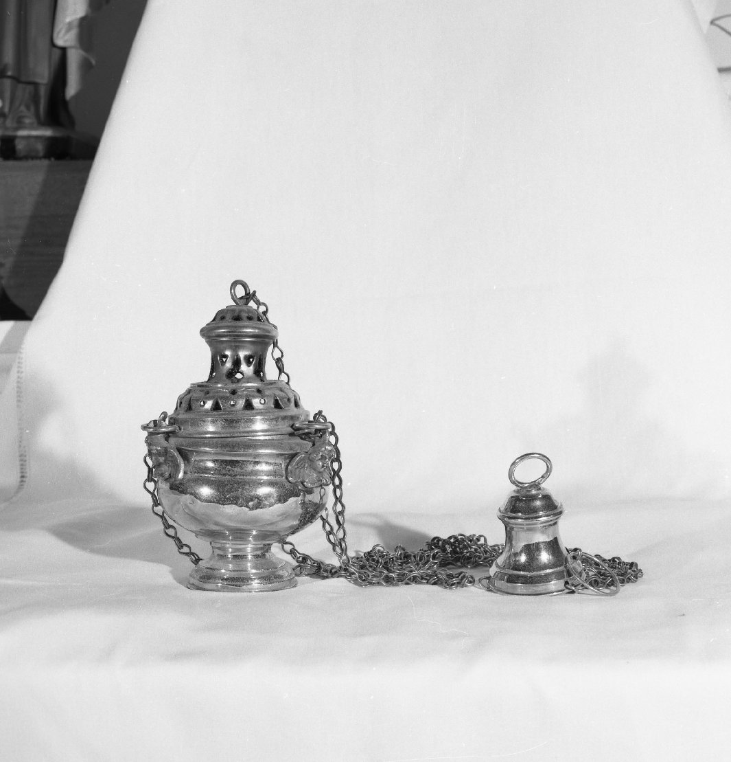 turibolo - a corpo sferico, opera isolata - bottega italiana (fine/inizio secc. XVII/ XVIII)