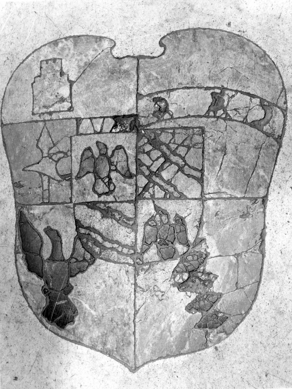 stemma gentilizio della famiglia Gatteschi (decorazione a intarsio) di Vaccà Andrea (attribuito) (sec. XVIII)