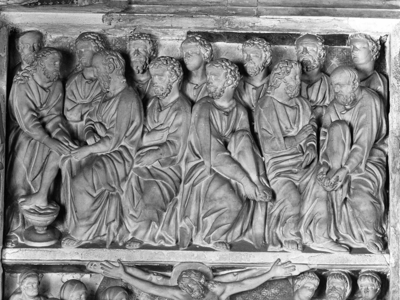 Cristo lava i piedi degli apostoli (formella) di Guglielmo da Pisa (sec. XIII)