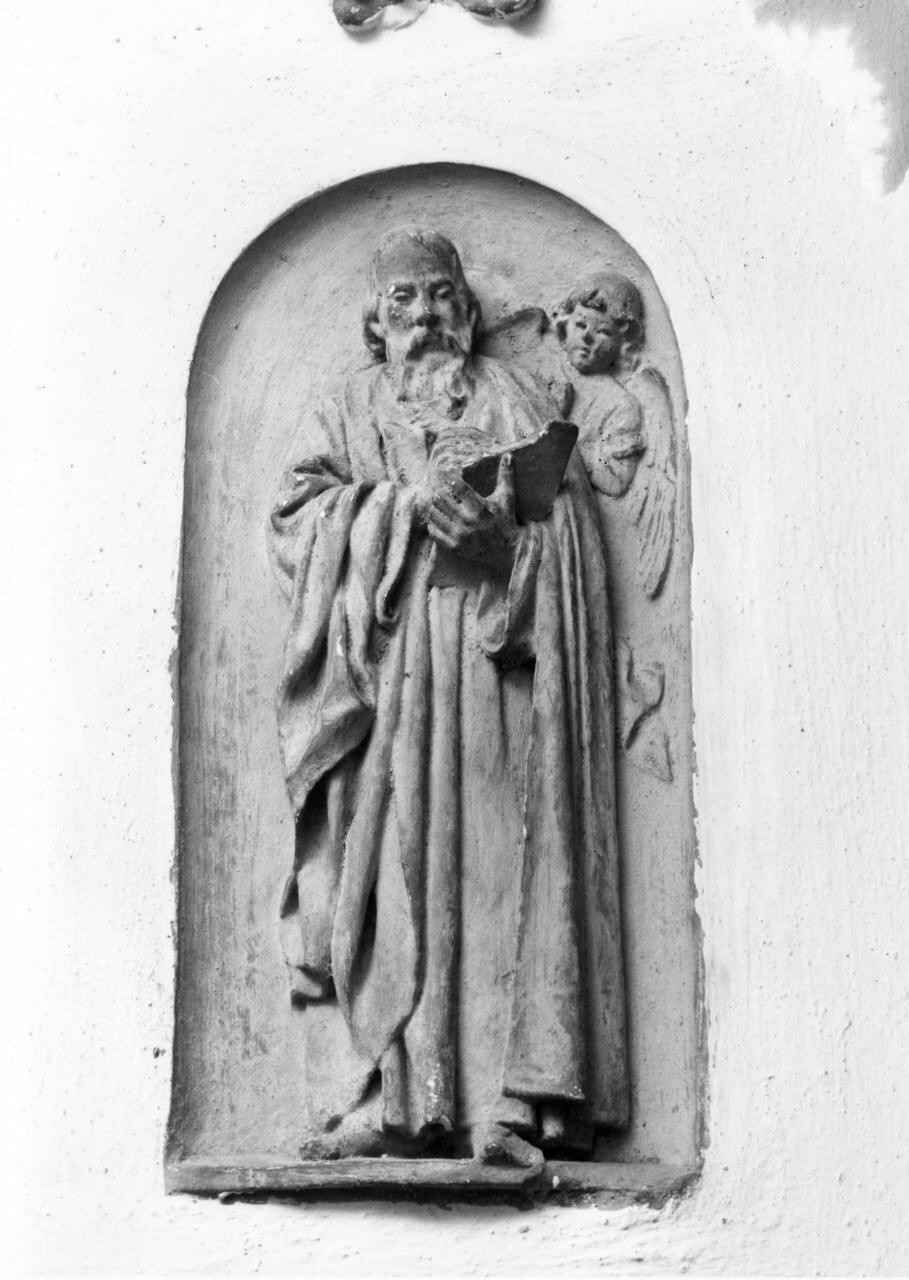 San Matteo Evangelista (scultura) di Arcangeli P (attribuito) (sec. XIX)