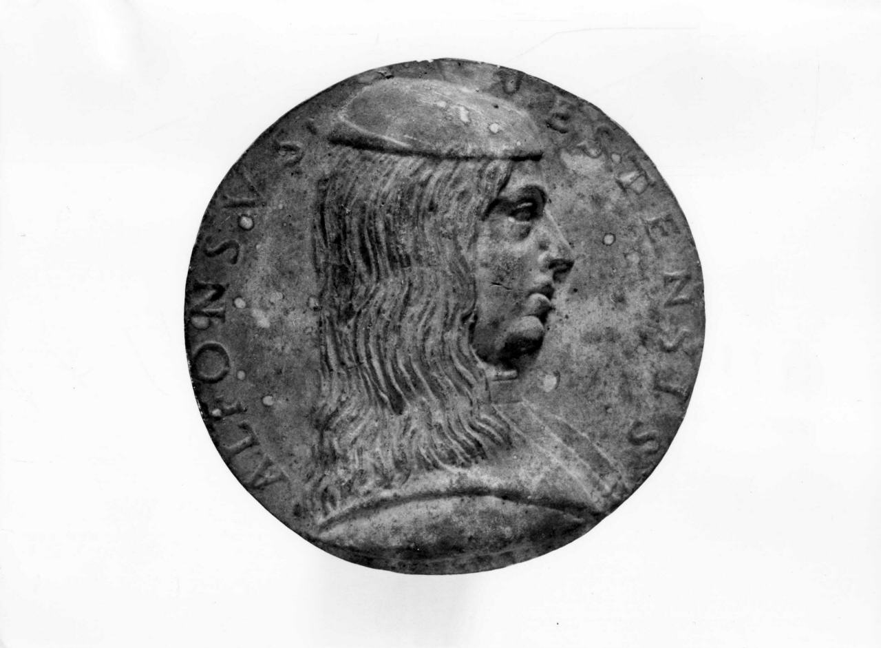 ritratto di Alfonso I d'Este (calco di medaglia) di Lelli Oronzio (ultimo quarto sec. XIX)