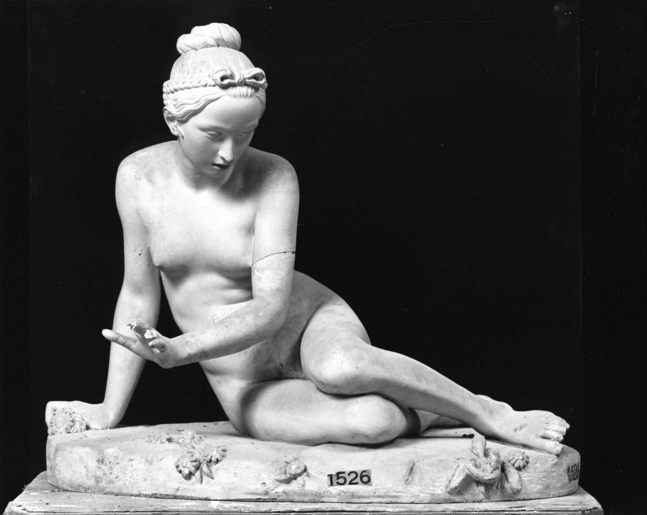 Cloe e il serpente (scultura) di Lelli Oronzio (sec. XIX)