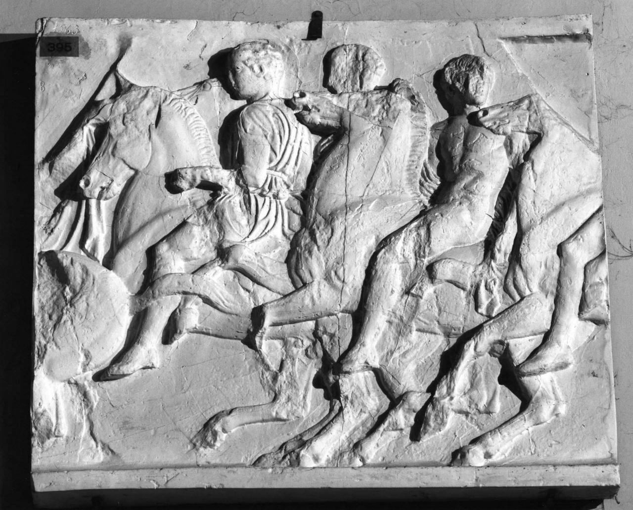 processione delle Panatenee, cavalieri (rilievo, elemento d'insieme) di Dini e Cellai laboratorio (sec. XX)