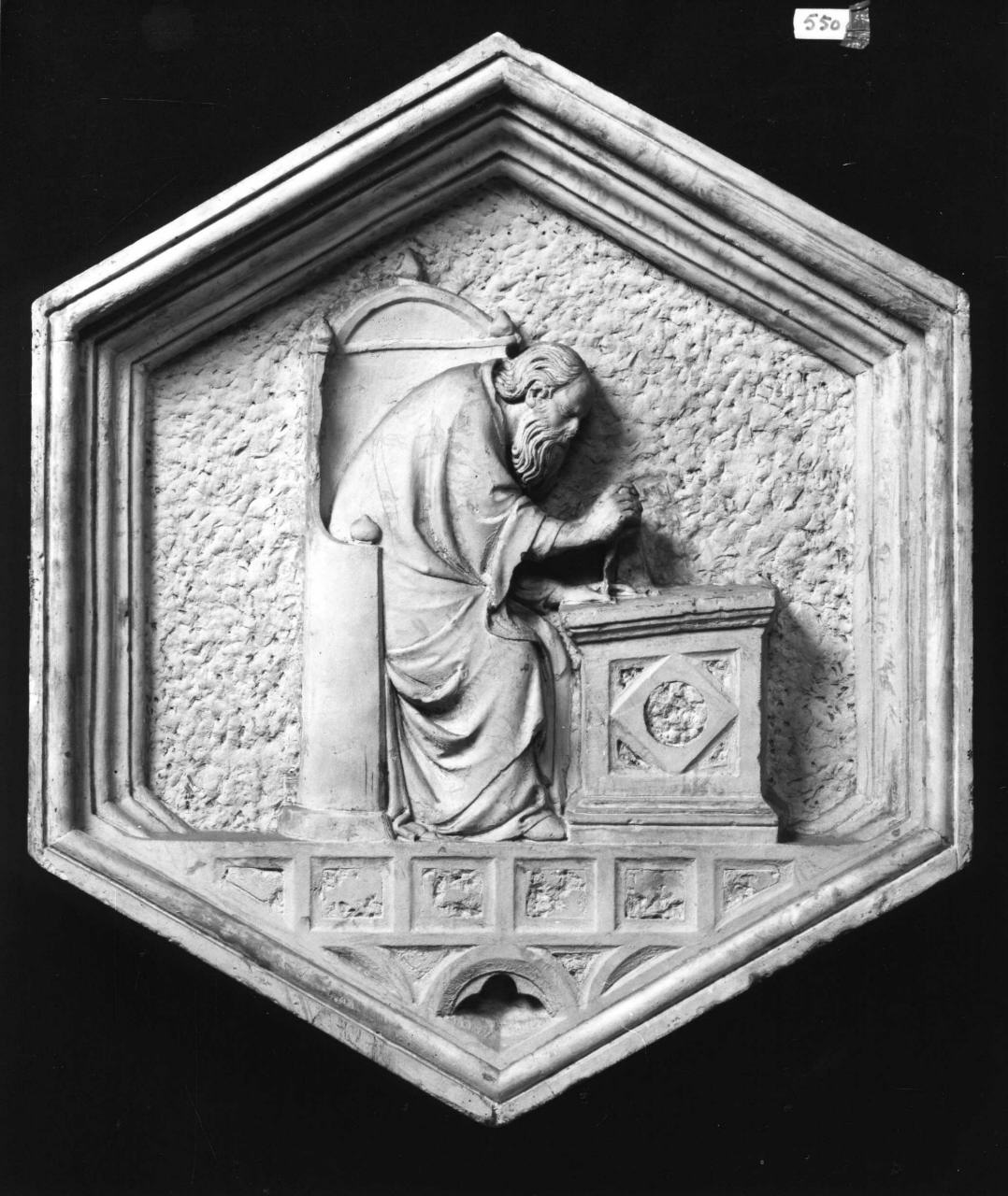 allegoria dell'architettura (calco di formella) di Lelli Luigi (bottega) (secc. XIX/ XX)